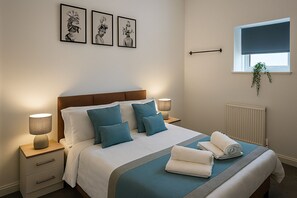 2 bedrooms, iron/ironing board, free WiFi, bed sheets