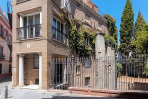 Fachada de la propiedad