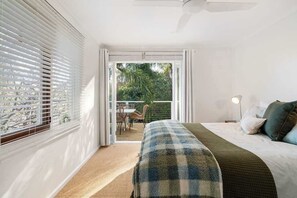 3 bedrooms, iron/ironing board, travel crib, WiFi - The Hidden Cottage (Tootgarook)