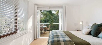 The Hidden Cottage Su