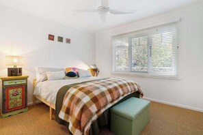 3 bedrooms, iron/ironing board, travel cot, WiFi