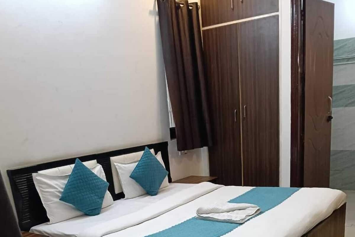 Deluxe Double Room | Free WiFi