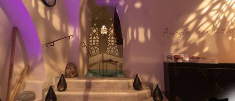 Sauna, hot tub, steam room, massages