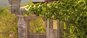 Flight Country Resort