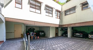 Self-parking (surcharge) 20 per night