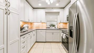 Rumah | 4 kamar tidur