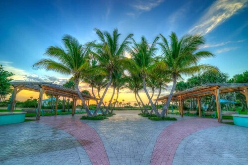 4br Private Guest Suite Pool PGA Beaches