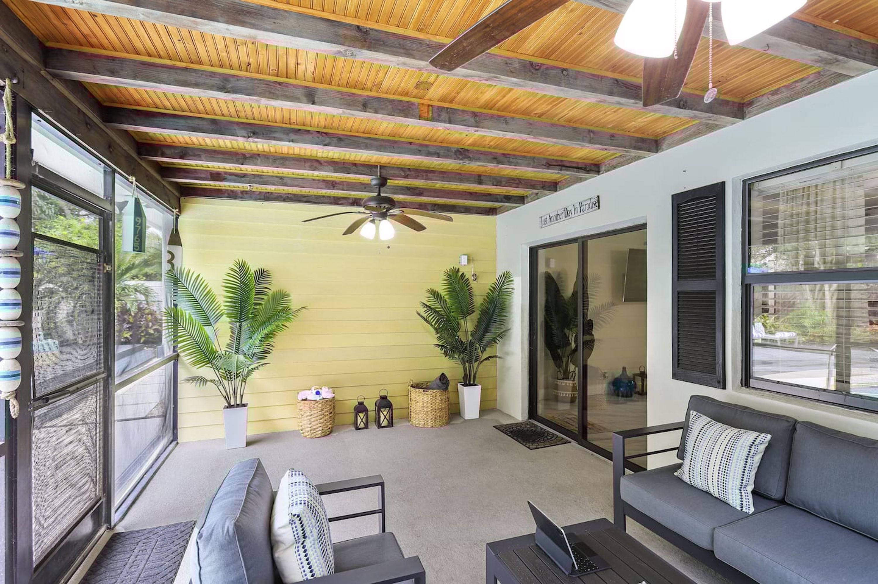 House | Terrace/patio