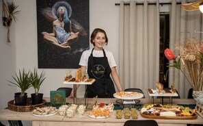 House | 5 bedrooms - What s So Addictive About This Green House (West Palm Beach)