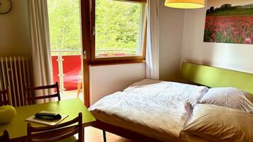 1 habitación, wifi y ropa de cama