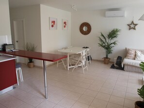 Interior - Cozy family apartment with terrace and pool in El Verger (Vergel)