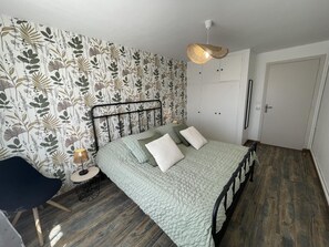 2 chambres, accès au Wi-Fi (inclus)