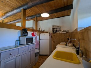 Kühlschrank, Mikrowelle, Geschirrspüler