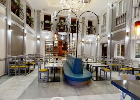 Dining. Hotel Pietrak