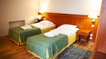 Apartment | Iron/ironing board, free WiFi