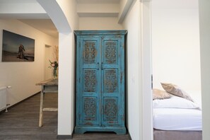 5 chambres, fer et planche à repasser, Wi-Fi, draps fournis