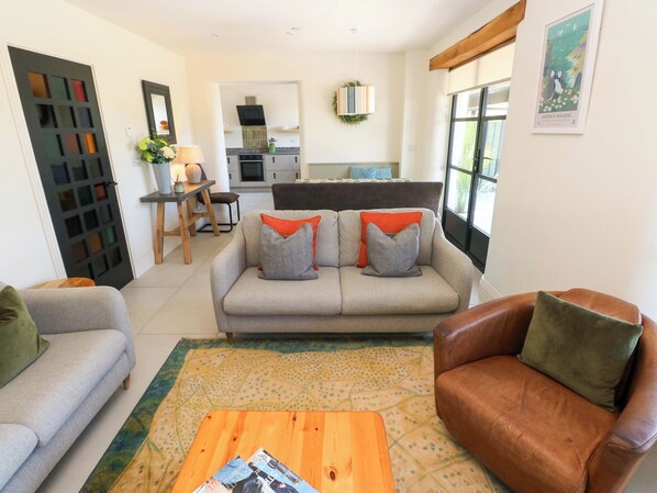 Living area - Just A Cottage (Tenby)