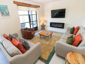 Living area - Just A Cottage (Tenby)