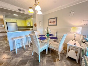Dining - Tilghman Beach and Racquet Club 240 (North Myrtle Beach)