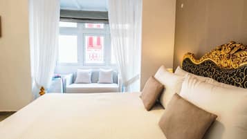 3 bedrooms, iron/ironing board, travel cot, WiFi