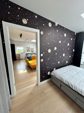 1 bedroom, iron/ironing board, WiFi, bed sheets