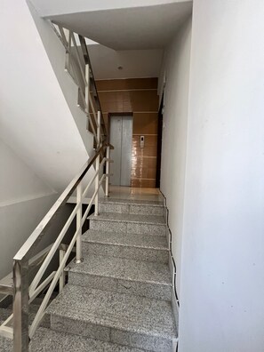 Apartment, 1 Bedroom, Accessible, Smoking | Interior
