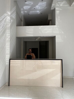 Apartment, 1 Bedroom, Accessible, Smoking | Lobby
