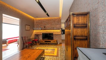 Luxury Room | Living area