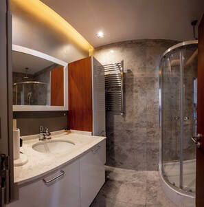 Luxury Room | Bathroom - Flex O'pera Hotel (Istanbul)