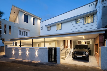 Front of property. Sri Varee Residency