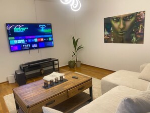 Appartement, 1 chambre, accessible aux personnes à mobilité réduite, terrasse | Salle de séjour