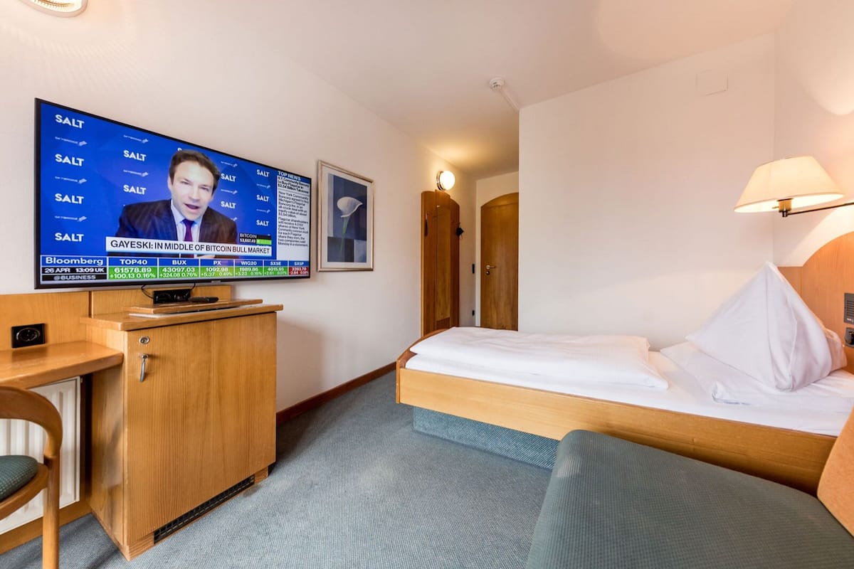 Classic Single Room | In-room safe, laptop workspace, soundproofing, free WiFi