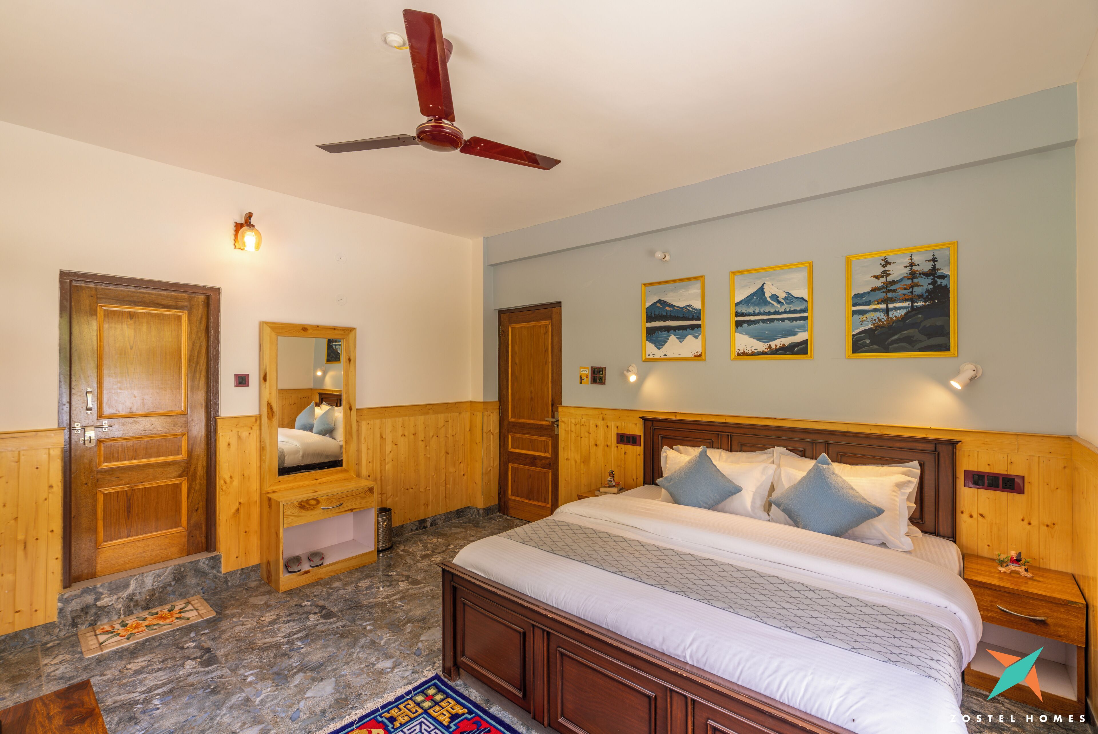 Deluxe Double Room, Mountain View | Laptop workspace, free WiFi