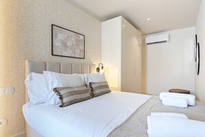 1 bedroom, iron/ironing board, Internet, bed sheets