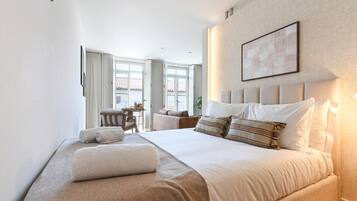 1 bedroom, iron/ironing board, internet, bed sheets