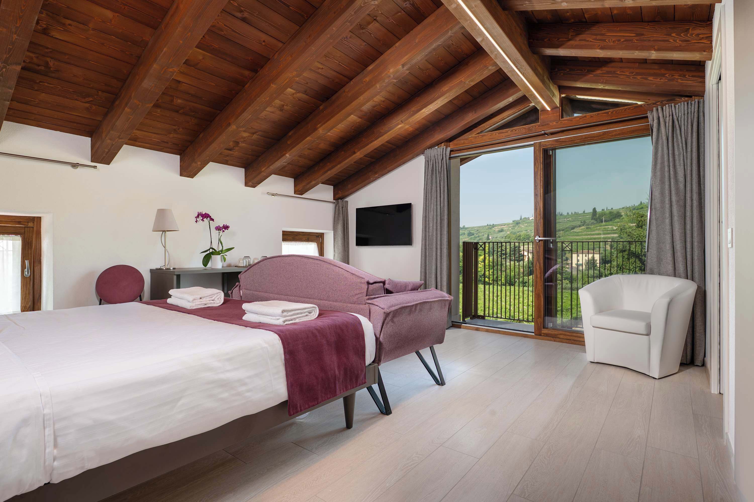 1 soverom, skrivebord, wi-fi og sengetøy