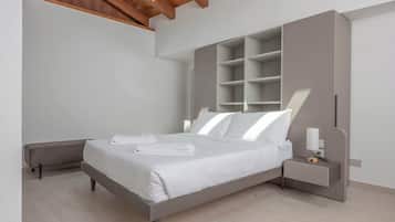 1 quarto, escrivaninha, Wi-Fi, roupa de cama