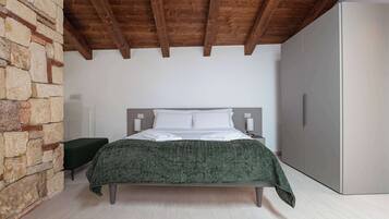 1 habitación, escritorio, wifi y ropa de cama