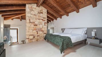1 habitación, escritorio, wifi y ropa de cama