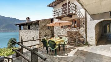 Standard Chalet, Multiple Bedrooms (Rustico la Staleta) | Outdoor dining