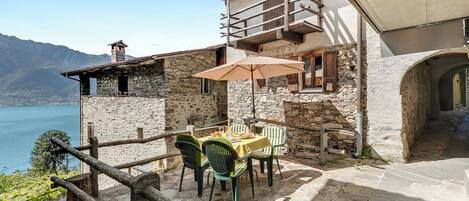 Standard Chalet, Multiple Bedrooms (Rustico la Staleta) | Outdoor dining