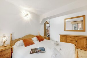 Standard Chalet, Multiple Bedrooms (Rustico la Staleta) | 1 bedroom, bed sheets