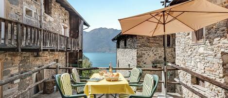 Standard Chalet, 1 Bedroom, Balcony (Rustico la Staleta) | Outdoor dining