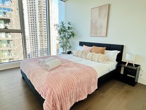 2 bedrooms, iron/ironing board, free WiFi, bed sheets