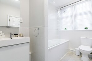 Bathroom - Urban Chic - Dorset street (London)