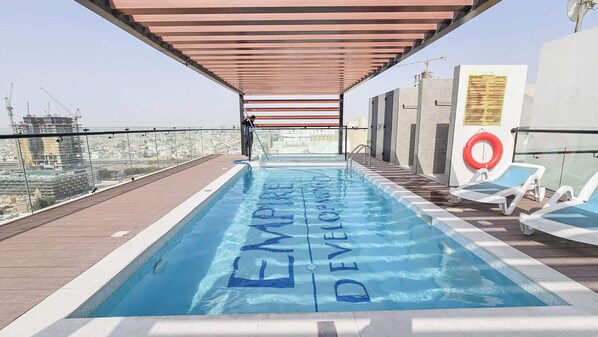 Pool - StayShort - JVC Studio for 2 people with Swimming Pool! (Jumeirah Village Circle)