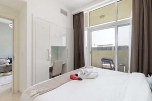 1 bedroom, desk, iron/ironing board, WiFi