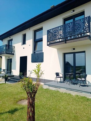 Apartment | Exterior - Holiday Studio for 3 People, Mielenko (Mielno)