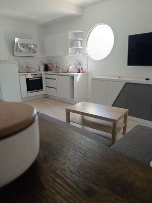 Interior - Very quiet apartment with exceptional view near Clermont Ferrand, Vulcania (Blanzat)