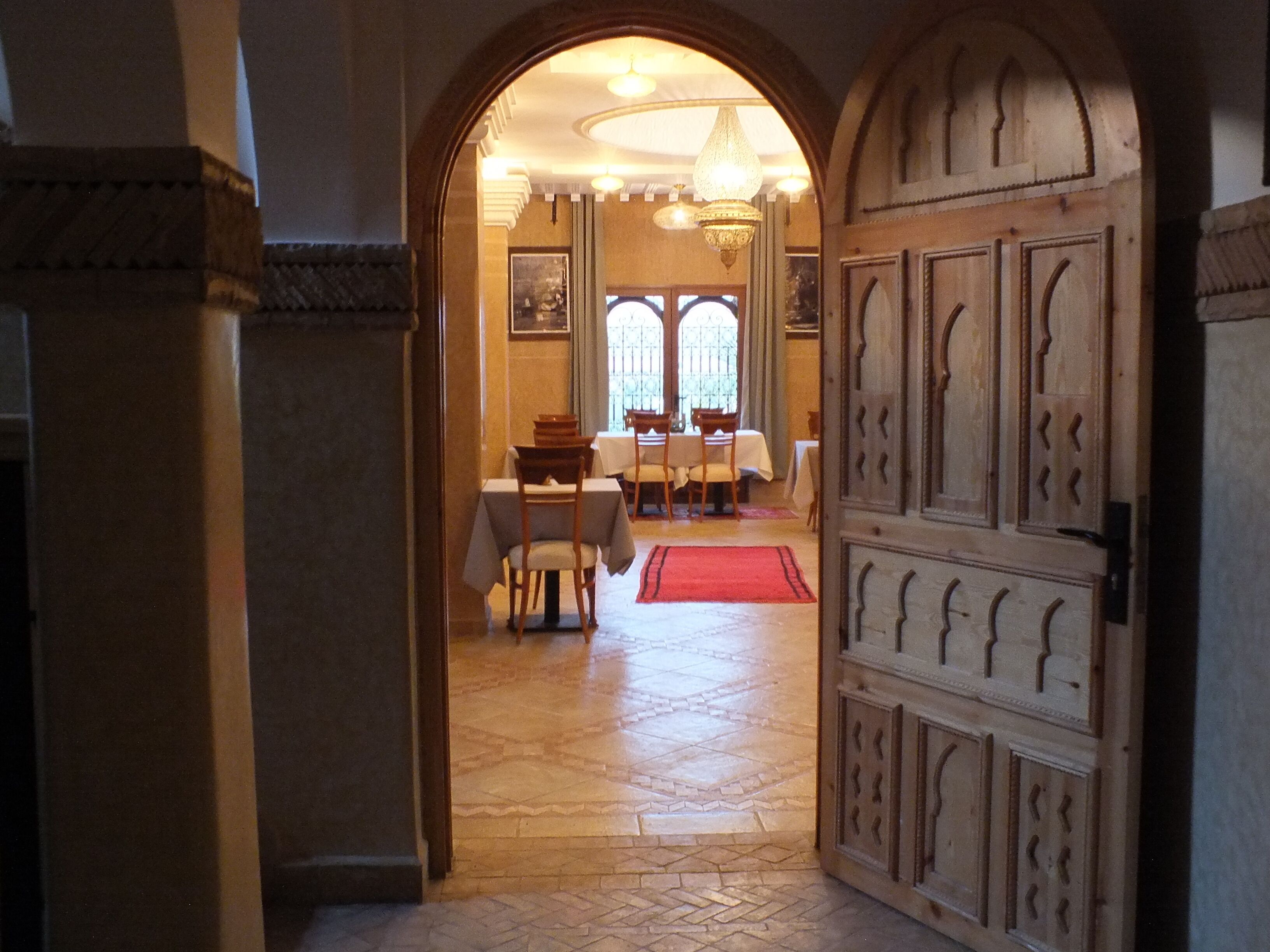 含每日現點現煮早餐